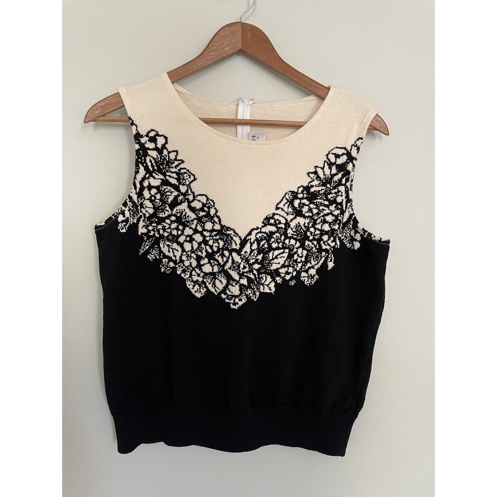 St John Collection By Marie Gray Sleeveless Black/Cream Floral Sweater. Size M.